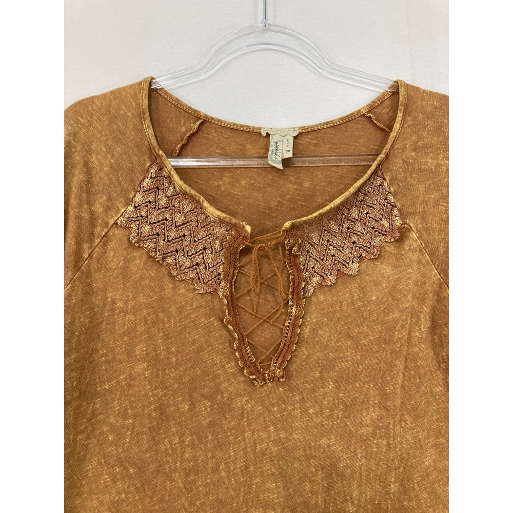 Gimmicks by BKE Lace Up Top Medium Brown Acid Wash Crochet Boho Festival - Picture 4 of 9